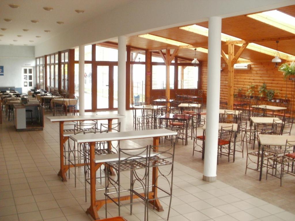 Strand Hotel Bogács エクステリア 写真